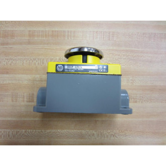 Allen Bradley 800P-S2C2A Palm Push Button 800PS2C2A Series E