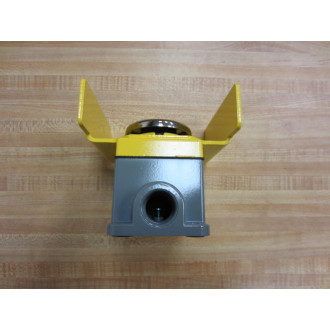 Allen Bradley 800P-S2CG2A Push Button 800PS2CG2A Series D