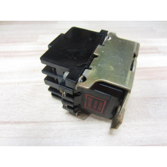 Allen Bradley 700-N800A1 Relay 700N800A1 Cracked - Used