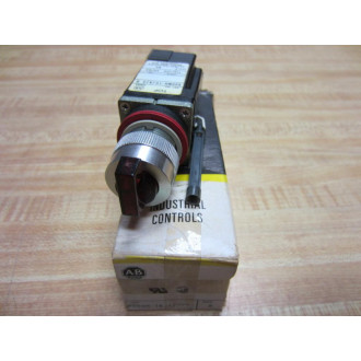 Allen Bradley 800MR-16JA2BRA Selector Switch