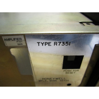 Honeywell R7351A-1056-3 Temperature Controller R7351A10563 Small Chip - Used