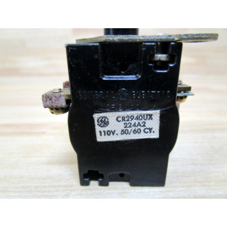 General Electric CR2940UX224A2 Light 55-650375 & CR2940U201 wBracket - Used