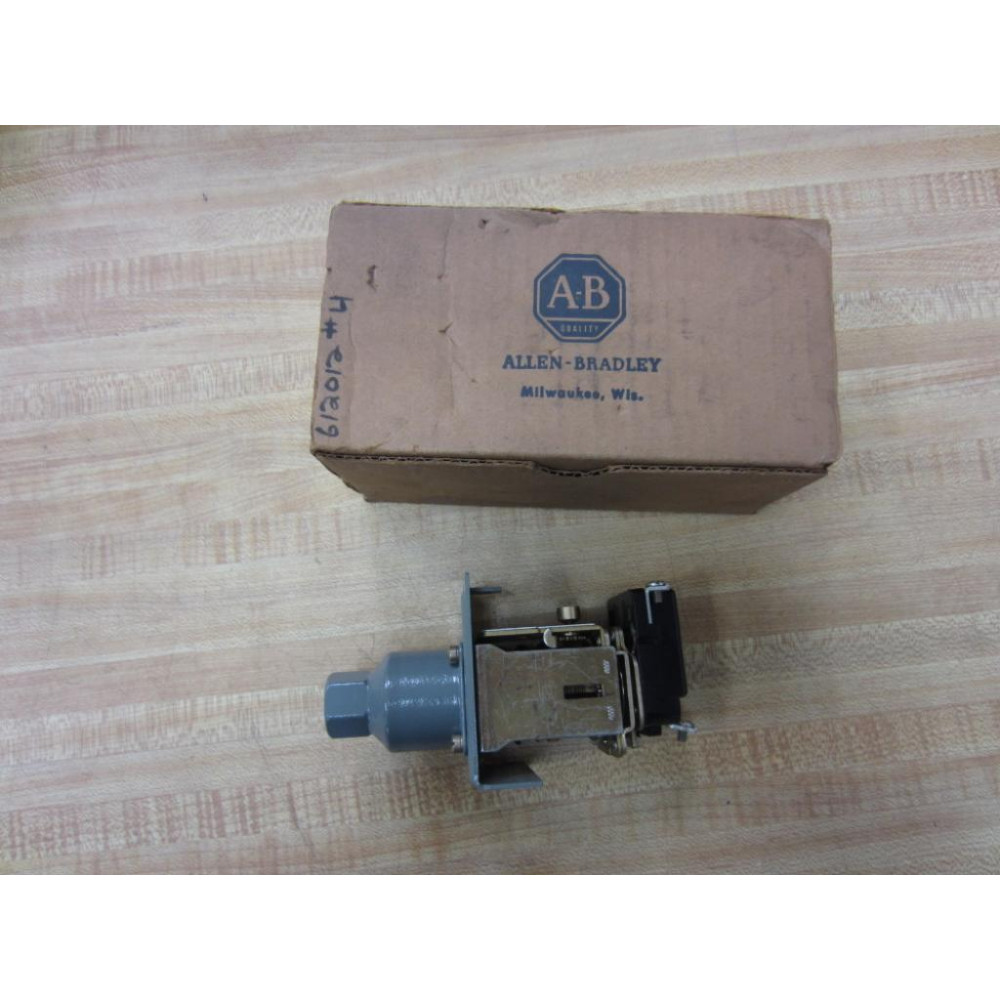 Allen Bradley 836-C5X112X4 Pressure Switch 836C5X112X4 Series A