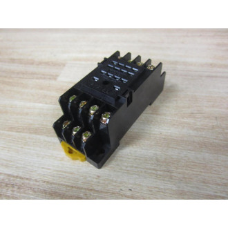 Omron PYF-14A Socket PYF14A - New No Box
