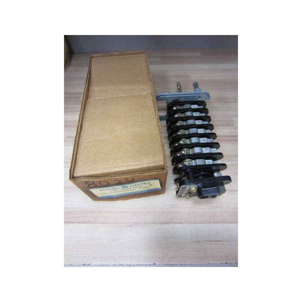General Electric 0178A7640 Control Switch 017SA7640G1X4