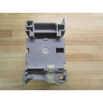 Allen Bradley 100-C30Z*00 Contactor 100C30Z00 - Used