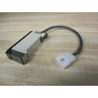 Omron E3X-F21 Photoelectric Sensor E3XF21 - Used