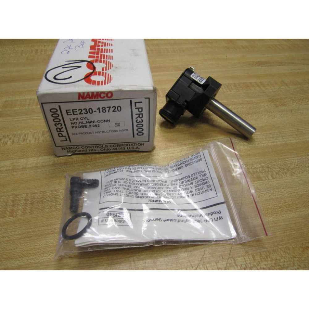 Namco EE230-18720 Cylindicator Proximity Sensor EE23018720