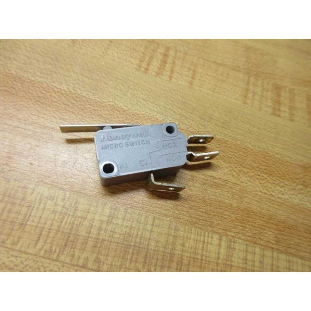 Micro Switch V5B010CB3C Honeywell Snap Action Switch - New No Box