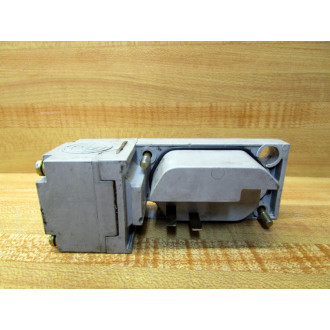 Allen Bradley 802PR-LAAA1 Limit Switch 802PRLAAA1 wo Receptacle - Used