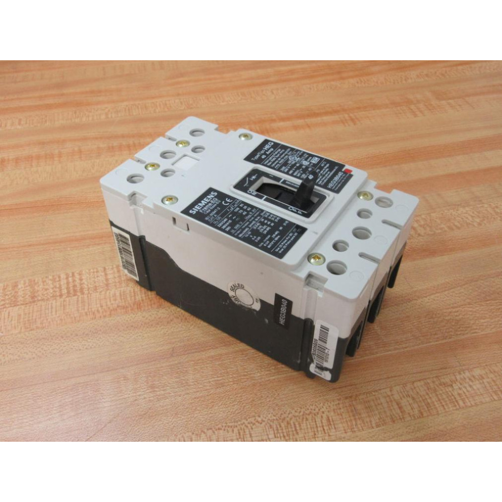 Siemens HEG3B040 40A Circuit Breaker HEG3B040L - Used