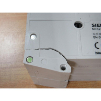 Siemens 5SX2-325-8 25A Circuit Breaker 5SX23258 Cracked Bottom Corner - New No Box