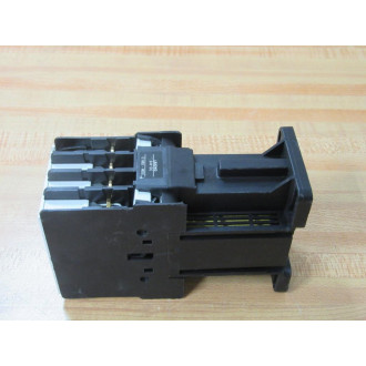 General Electric CL04D301M Contactor CL04D301 - Used