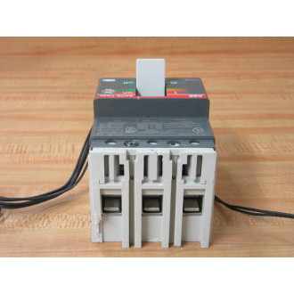 ABB SACE T1N 100 25A Circuit Breaker SACE-TMAX-T1-N-100 Chipped Housing - New No Box