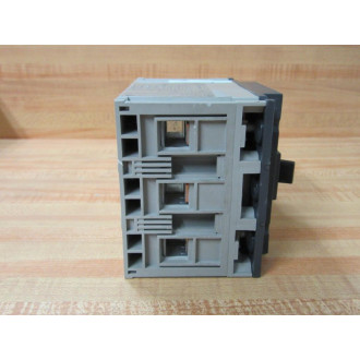 Schneider Merlin Gerin Square D NSC100NNA Circuit Breaker NSC100N 40 AMP - Used