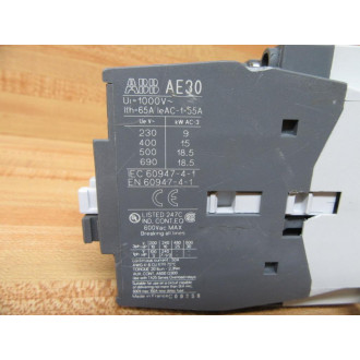 ABB AE30-30 Non-Reversing Contactor AE30-30-81 W Chipped Housing - Used