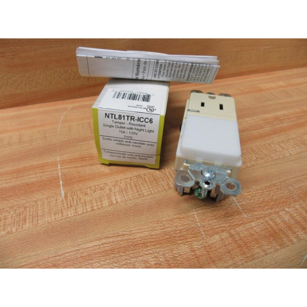Pass & Seymour Legrand NTL81TR-ICC6 wNight Light