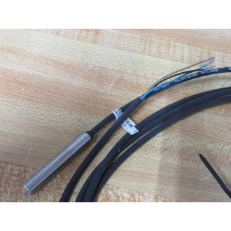 Pepperl + Fuchs NJ1,5-8GM40-E2 Sensor NJ158GM40E2 014262 WHardware