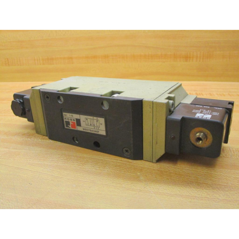 Ross W6576A3407 Pneumatic Valve Coil:323 B33-WO Coil Cap - Used