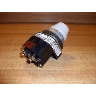 Allen Bradley 800T-P16W Pilot Light 800TP16W - Used