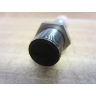 Cutler Hammer E57MAL18A2B1 Proximity Switch Series G1 - New No Box