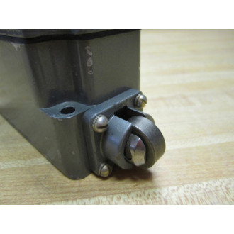Allen Bradley 802-PASJ218 Limit Switch 802PASJ218 - Used