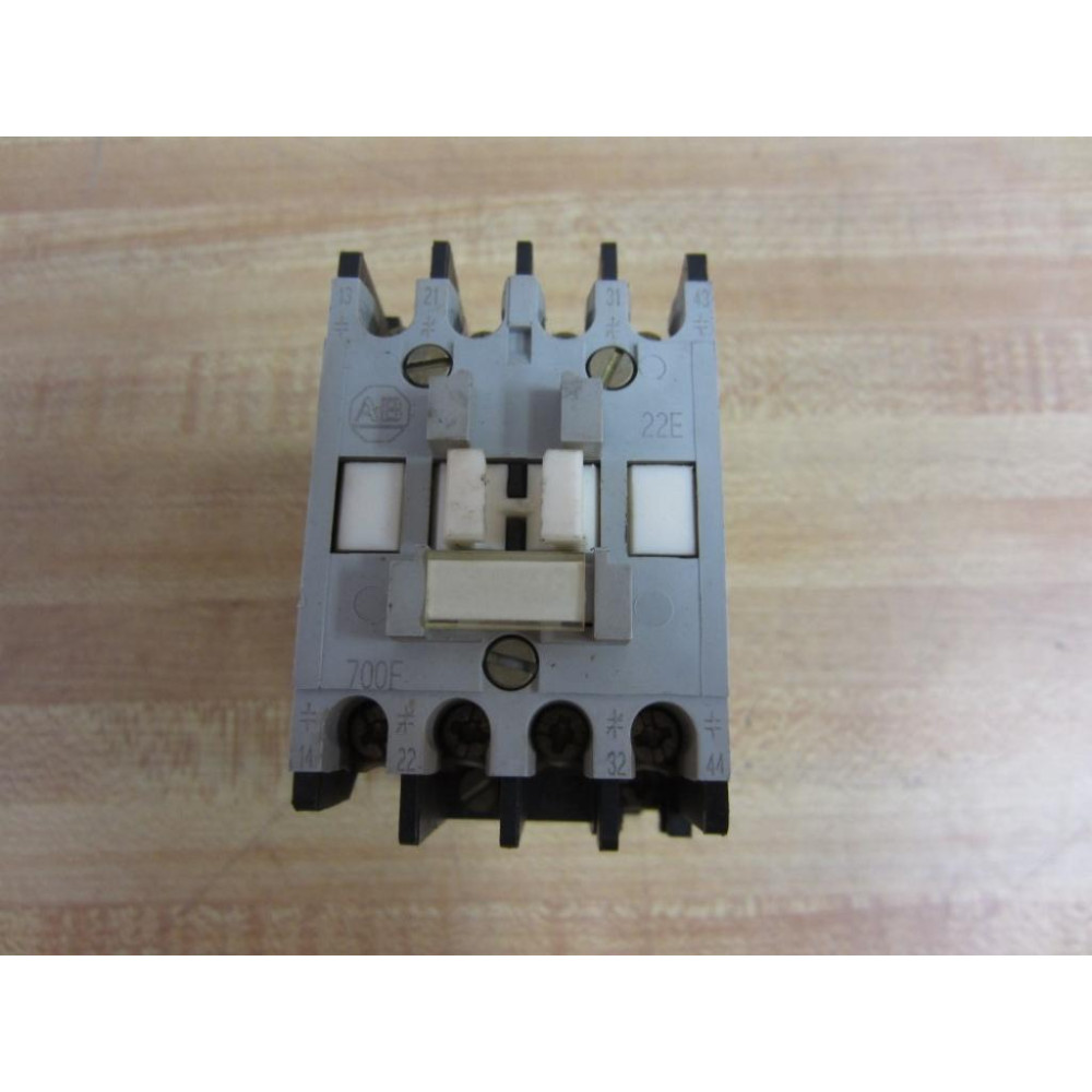Allen Bradley 700-F220A1 Control Relay 700F220A1 Ser.C - Used