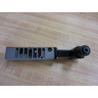 Numatics 122RD100J016W00 Regulator - New No Box