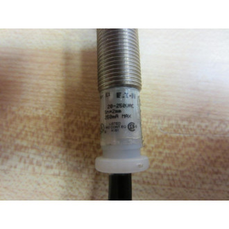 Cutler Hammer E57LAL12A2 Proximity Sensor Series E1 - Used