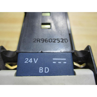 Telemecanique CA3-DN40 Control Relay CA3-DN40 40E wMt. Bracket - Used