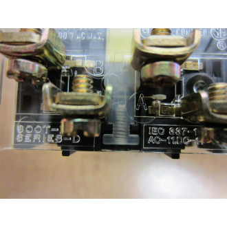 Allen Bradley 800T-J2C Selector Switch 800TJ2C