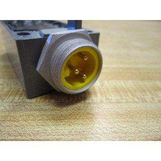 Cutler Hammer E51-RAP3 Eaton Receptacle E51RAP3