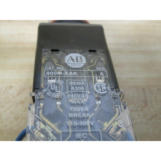 Allen Bradley 800MR-QT24K Red Push Button 800MRQT24K Series D