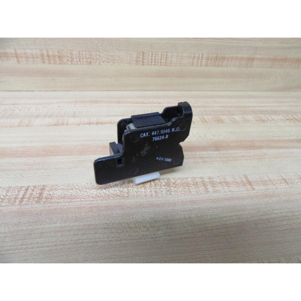 Danaher Joslyn Clark 447-9046 Contact 76624-R - New No Box