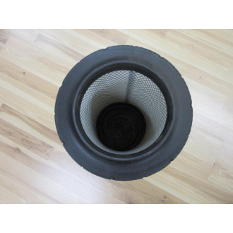 Fleetguard AF25137M Air Filter