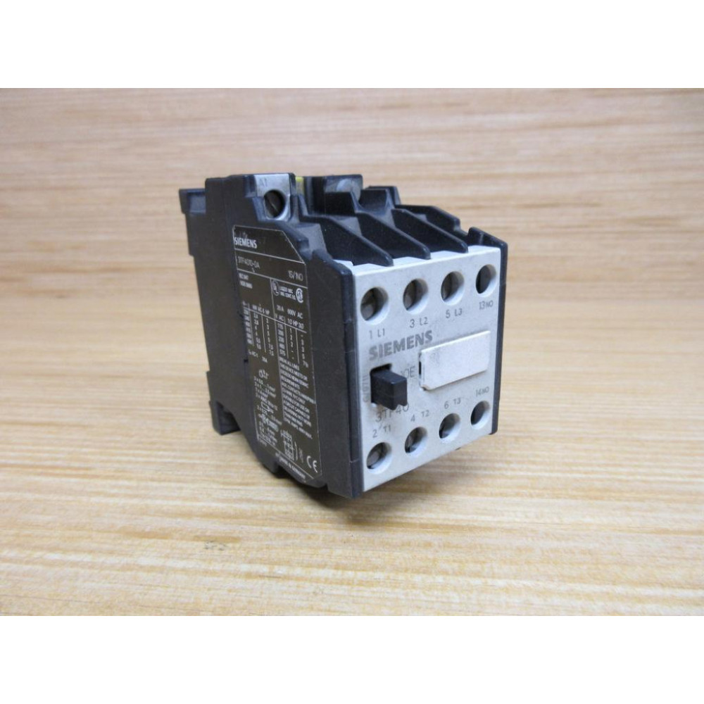 Siemens 3TF-4010-0A Contactor 3TF40100A - Used