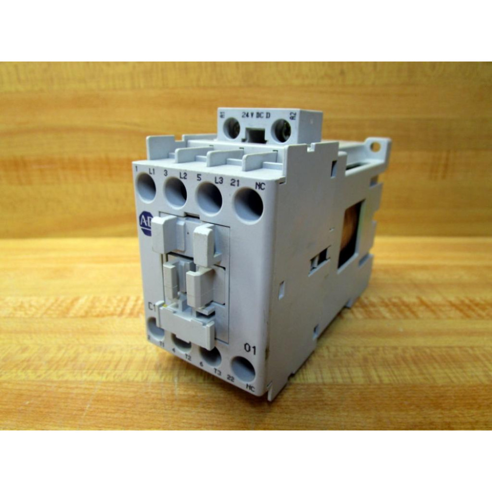 Allen Bradley 100-C16Z*01 Contactor 100C16Z01 Series B - Used