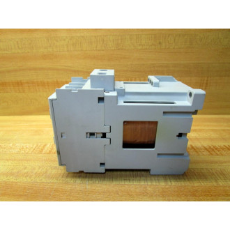 Allen Bradley 100-C16Z*01 Contactor 100C16Z01 Series B - Used