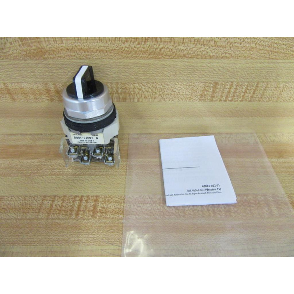 Allen Bradley 800T-J2KD7A Selector Switch - New No Box