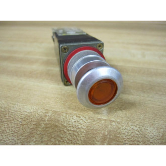 Allen Bradley 800MR-FXQ24XS Push Button Amber - Used