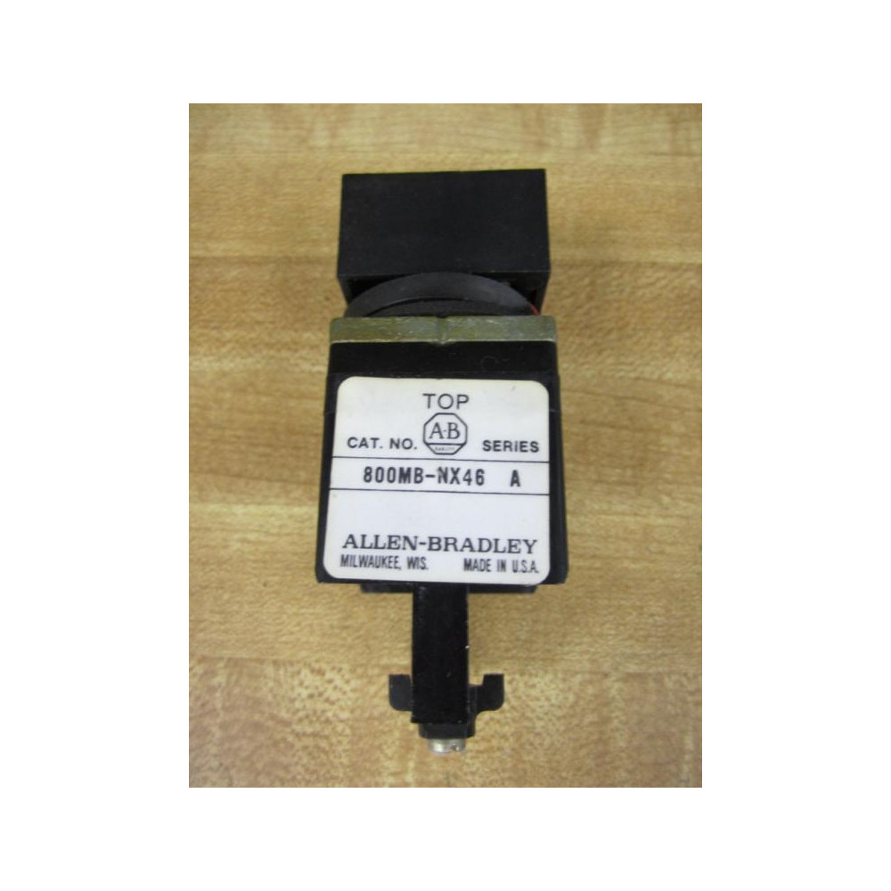Allen Bradley 800MB-NX46 Selector Switch WO Knob - Used
