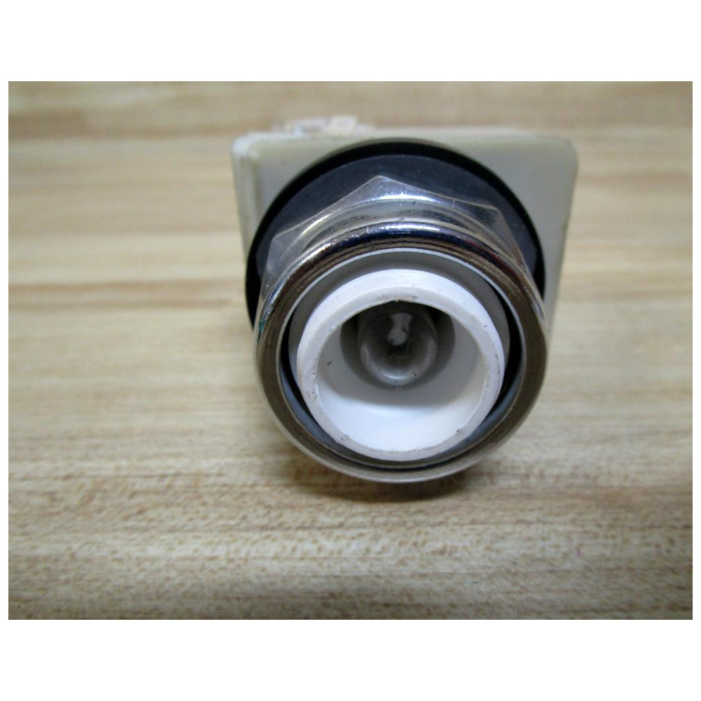 Square D 9001KT1 Pilot Light No Lens - New No Box