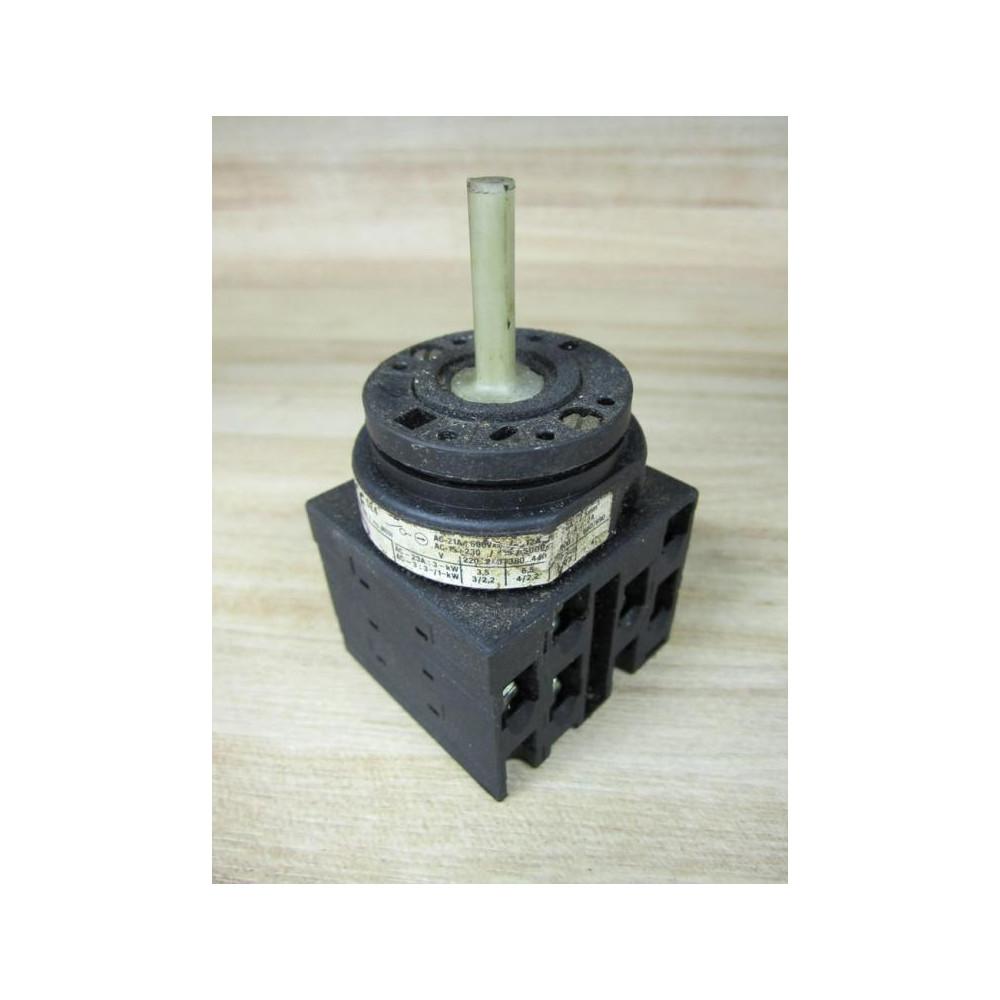 Moeller TO-3-8451 Cam Switch TO38451 Base Only - Used