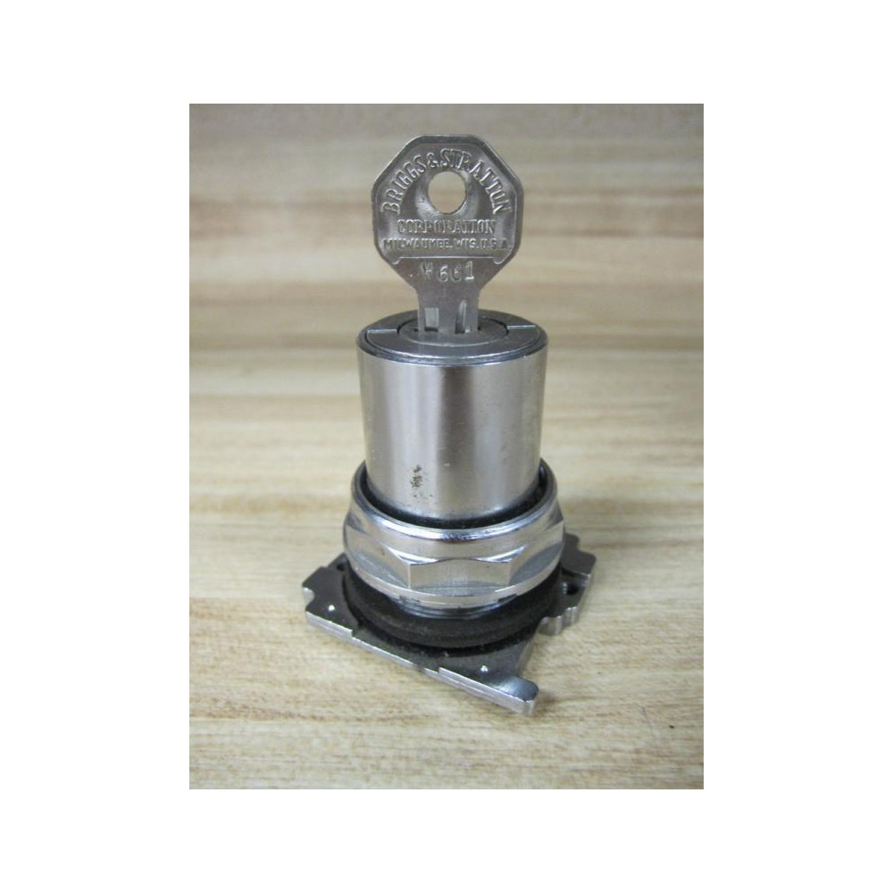 Cutler Hammer 10250 T15111 Eaton Key Operated Selector Switch 10250T15111 - New No Box