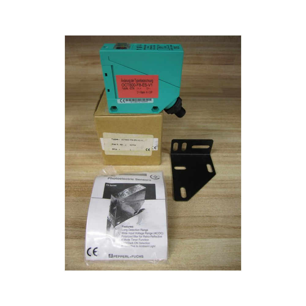 Pepperl + Fuchs 42704 Photoelectric Sensor OCT800-F8-E5-V1-Y