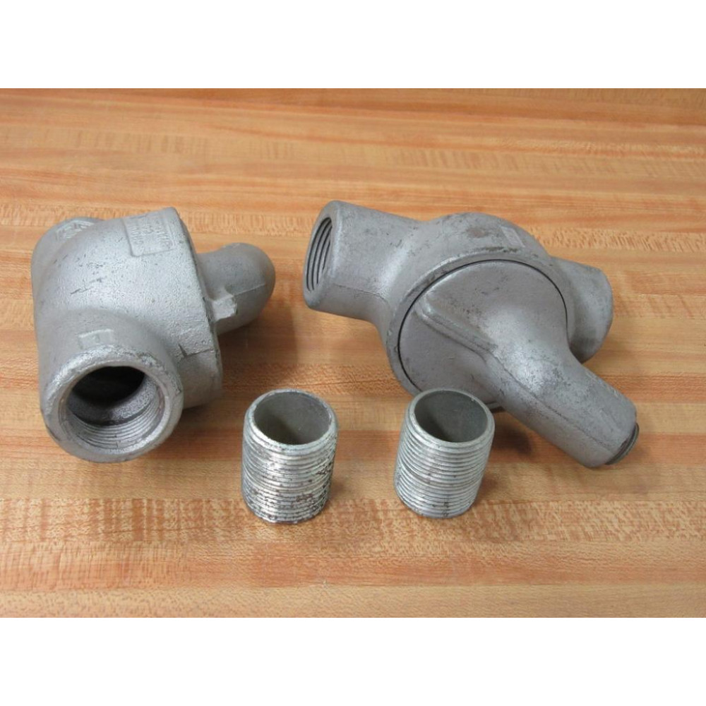 Crouse-Hinds EZS36 1" Hub Sealing Fitting WNipple (Pack of 2) - New No Box
