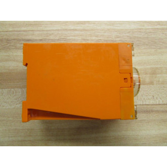 Schleicher SZT 31 Time Delay Relay 05703521 - Used