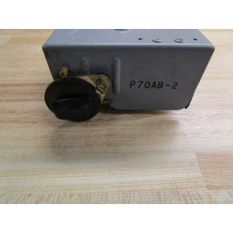 Johnson Controls P70AB-2 Penn Pressure Control P70AB2 wo Cover - New No Box