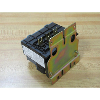 Siemens 48ATB3S00 Overload Relay Crack On Top - New No Box