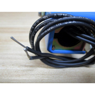 Skinner 703N8A1A Solenoid Valve - New No Box